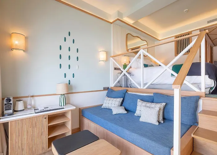 Le Café De ParisHotel Biarritz